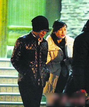 王宝强女友马蓉 王宝强和大学生恋爱