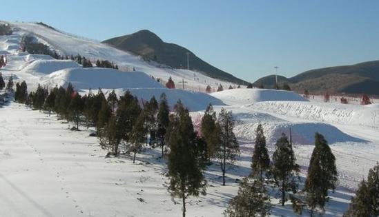 怀北滑雪场大图神农架滑雪场麻条北妃最新大图